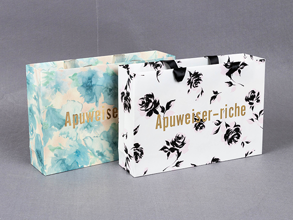 Apuweiser-riche paper bag